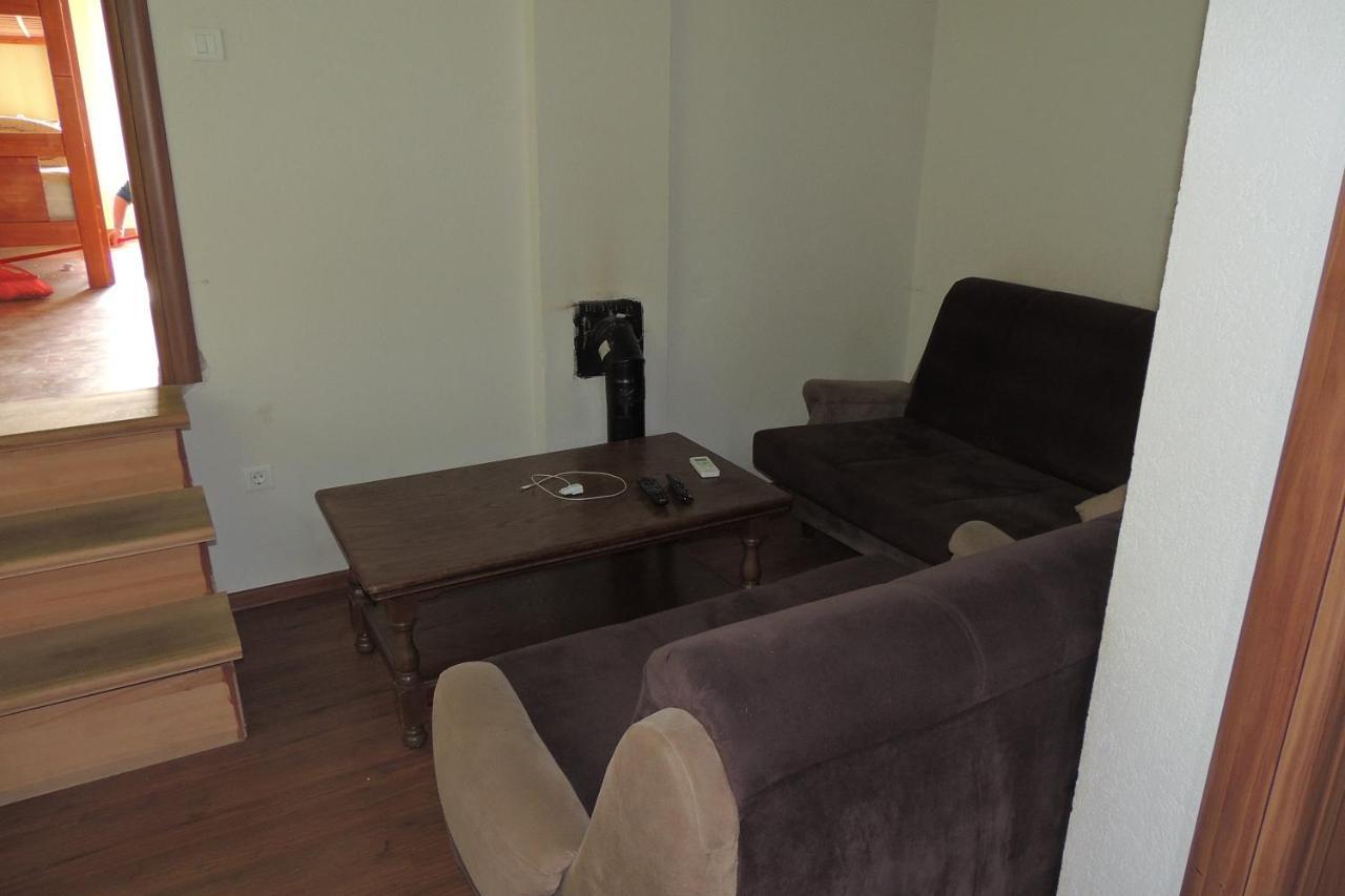 Hostel Villa Popovic ทราฟนิค ภายนอก รูปภาพ