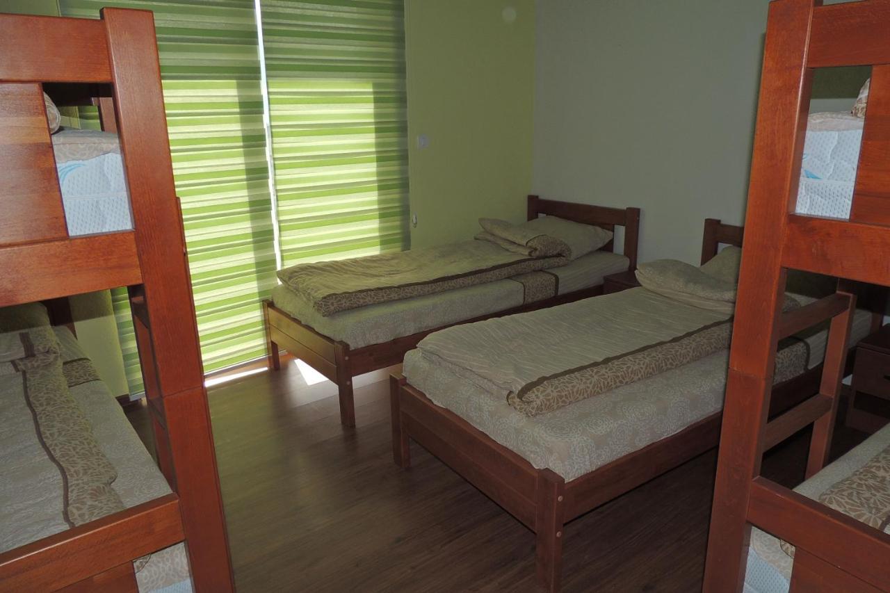 Hostel Villa Popovic ทราฟนิค ภายนอก รูปภาพ